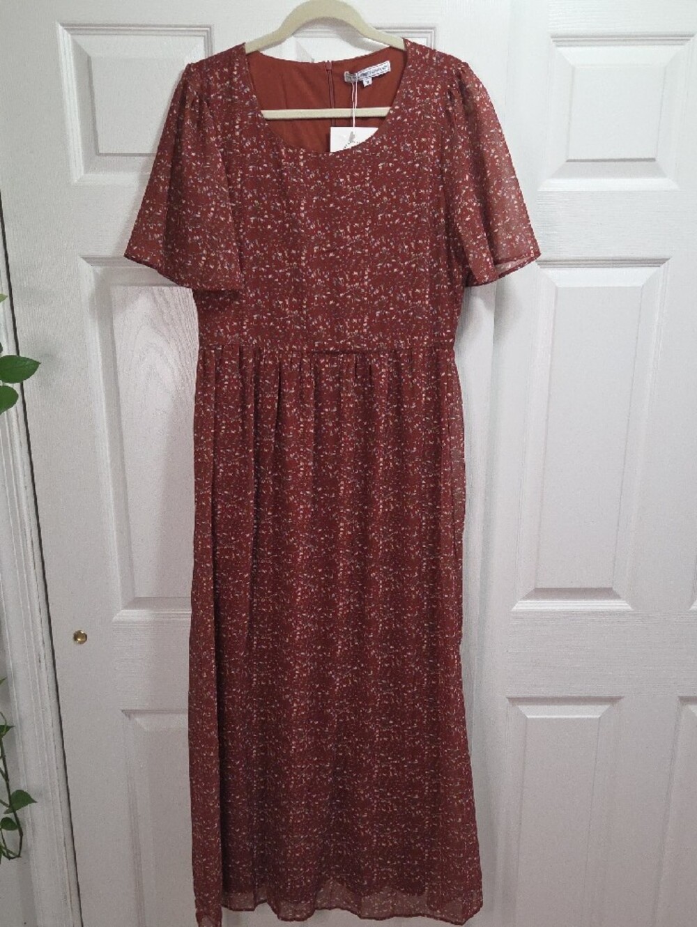 The Main Street Exchange Ivonne Floral Maxi Dress - Picture 3 of 7